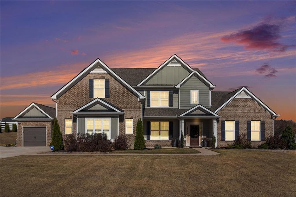 5 bedroom, 4 bathroom, 4,657 sq ft single family residence under contract at 106 Graceton Farms Drive, Senoia, GA 30276