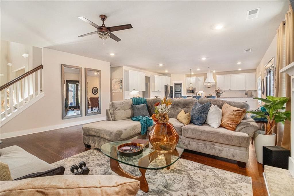 5 bedroom, 4 bathroom, 4,657 sq ft single family residence under contract at 106 Graceton Farms Drive, Senoia, GA 30276 — photo 6
