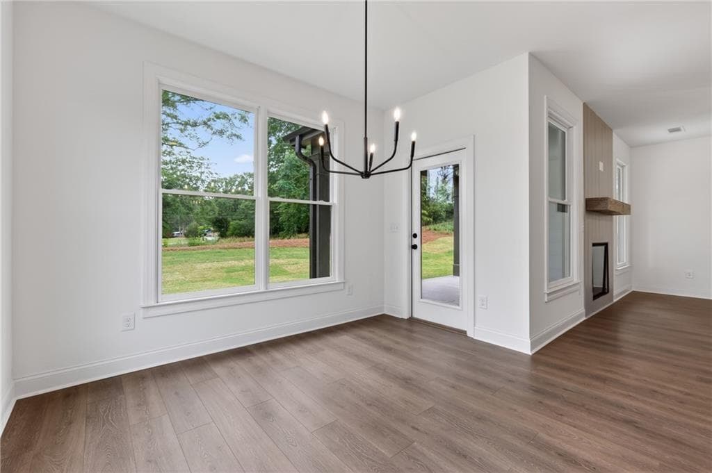4 bedroom, 3 bathroom, 2,529 sq ft single family residence under contract at 28 CORETTA Court, Winder, GA 30680 — photo 9