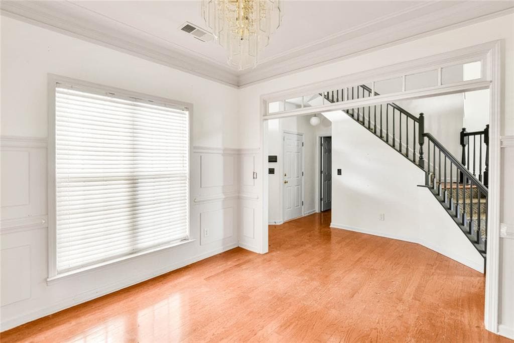 3 bedroom, 3 bathroom, 2,260 sq ft single family residence under contract at 1229 Crescentwood Lane, Decatur, GA 30032 — photo 6