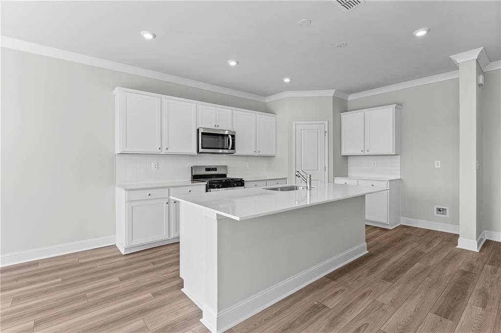 5 bedroom, 3 bathroom, 2,659 sq ft single family residence for sale at 272 Nesta Grove Drive, Locust Grove, GA 30248 — photo 7