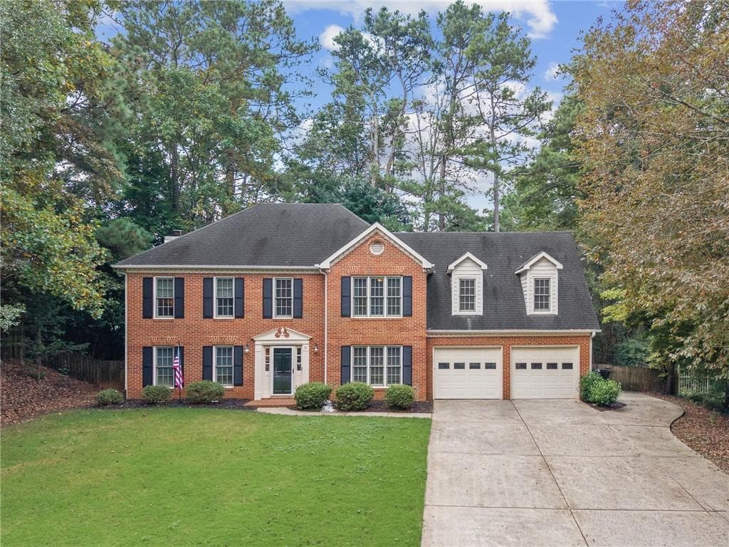 5 bedroom, 3 bathroom, 3,006 sq ft single family residence for sale at 4961 Thornwood Trace, Acworth, GA 30102