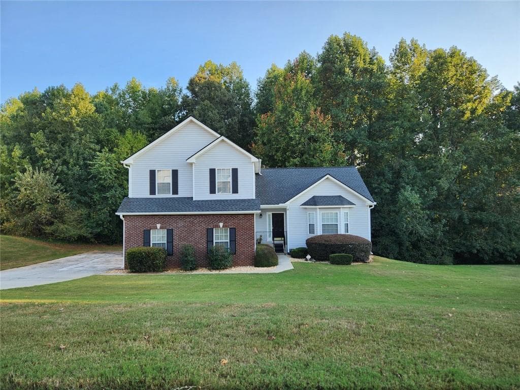 3 bedroom, 3 bathroom, 3,386 sq ft single family residence for sale at 1025 Winding Brook Way, Fairburn, GA 30213 — photo 1 of 25