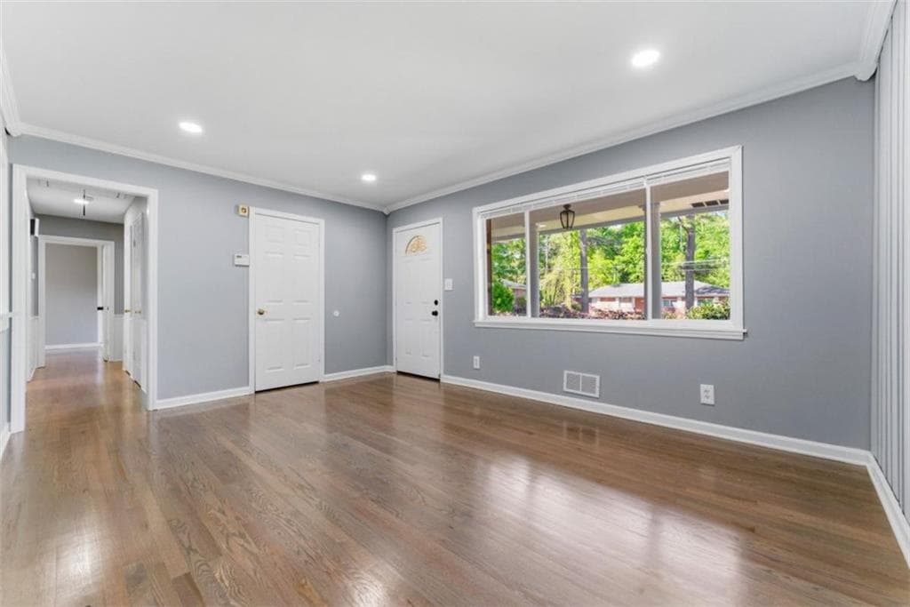 3 bedroom, 2 bathroom, 1,674 sq ft single family residence for sale at 1100 Vonda Lane, Mableton, GA 30126 — photo 6