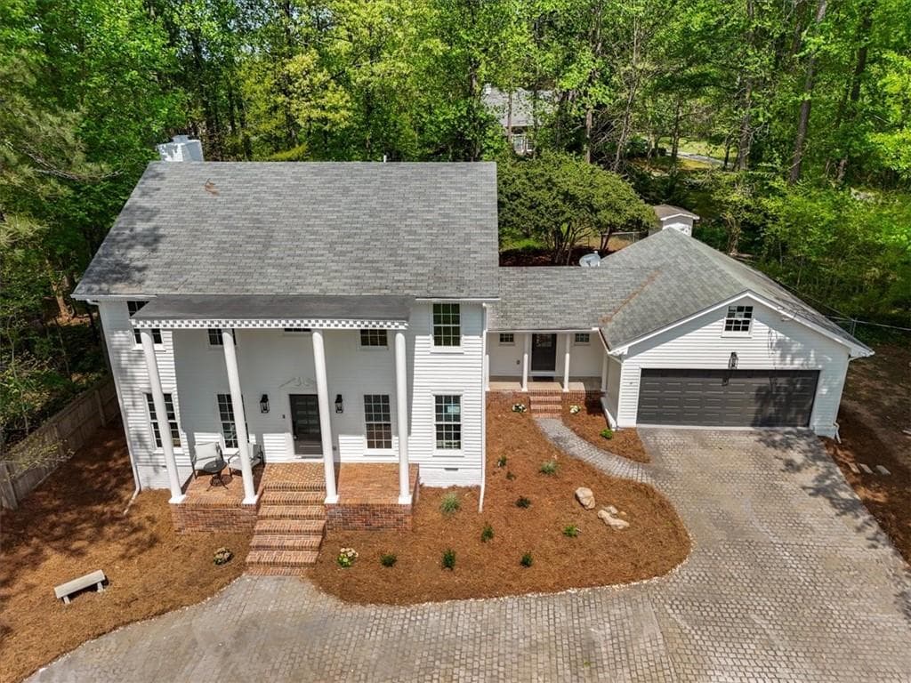4 bedroom, 4 bathroom, 2,800 sq ft single family residence for sale at 3605 Sewell Mill Road, Marietta, GA 30062