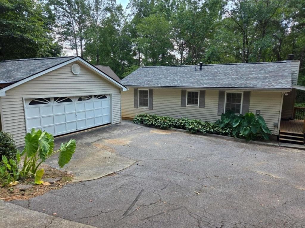 3 bedroom, 2 bathroom, 2,450 sq ft single family residence for rent at 984 Overlook Drive, Dawsonville, GA 30534 for $2,800 a month — photo 2