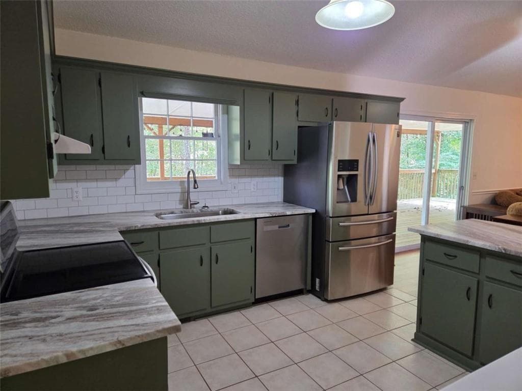 3 bedroom, 2 bathroom, 2,450 sq ft single family residence for rent at 984 Overlook Drive, Dawsonville, GA 30534 for $2,800 a month — photo 10