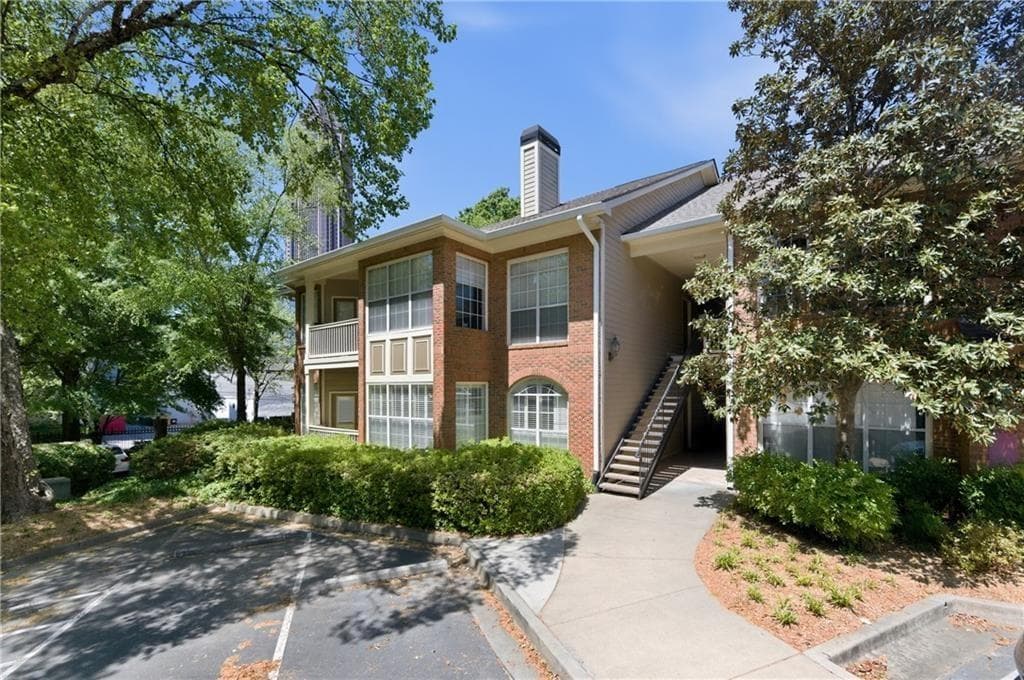 2 bedroom, 2 bathroom, 1,316 sq ft condominium for sale at 200 Renaissance Parkway 304, Atlanta, GA 30308