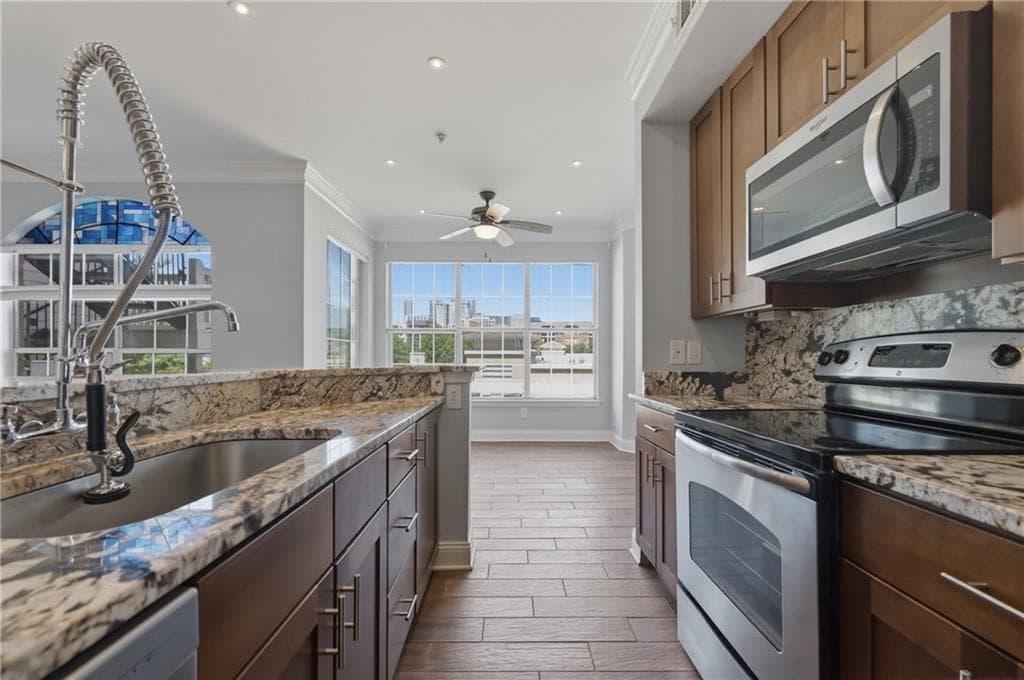 2 bedroom, 2 bathroom, 1,316 sq ft condominium for sale at 200 Renaissance Parkway 304, Atlanta, GA 30308 — photo 10