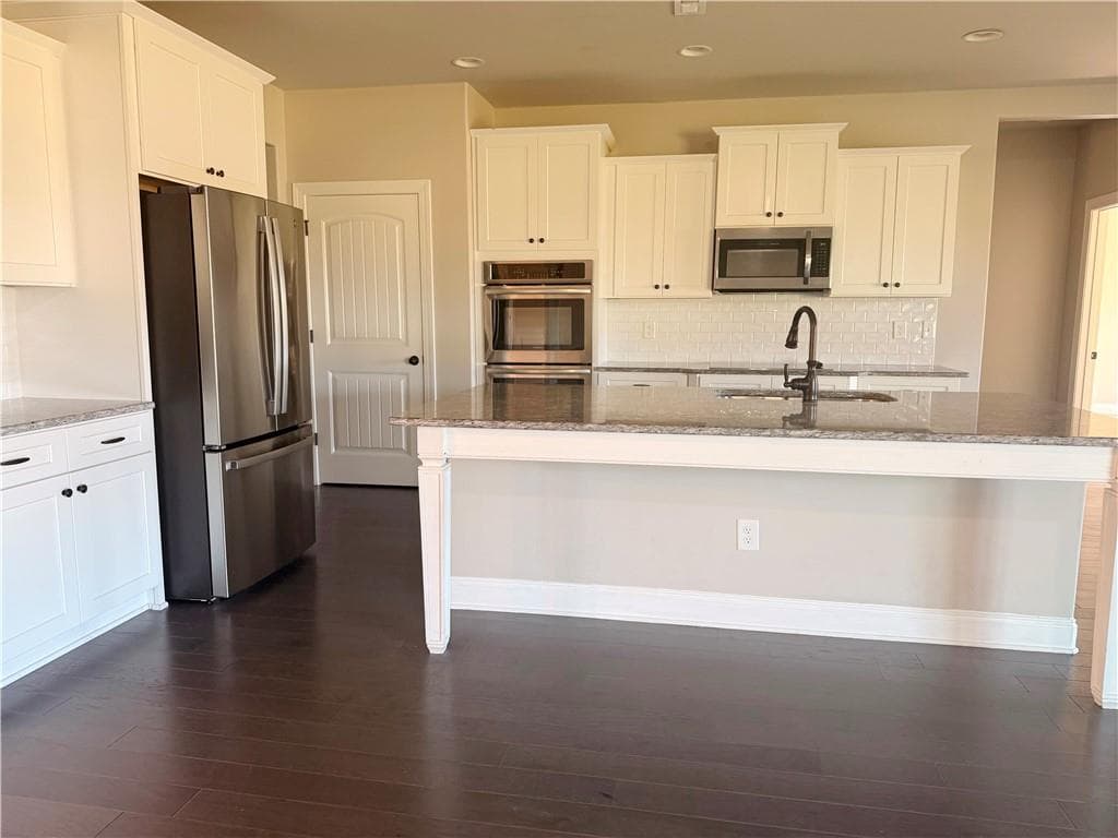 4 bedroom, 3 bathroom, 2,991 sq ft single family residence for sale at 46 Will Banks Road, Senoia, GA 30276 — photo 7