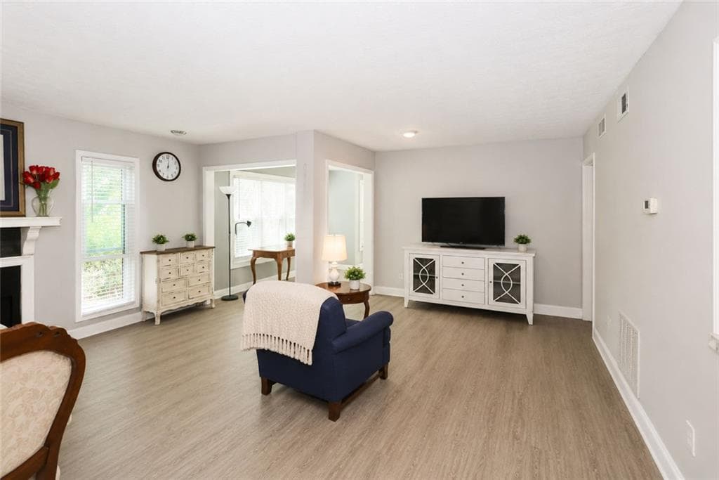2 bedroom, 2 bathroom, 1,170 sq ft condominium for sale at 1322 Branch Drive, Tucker, GA 30084 — photo 9