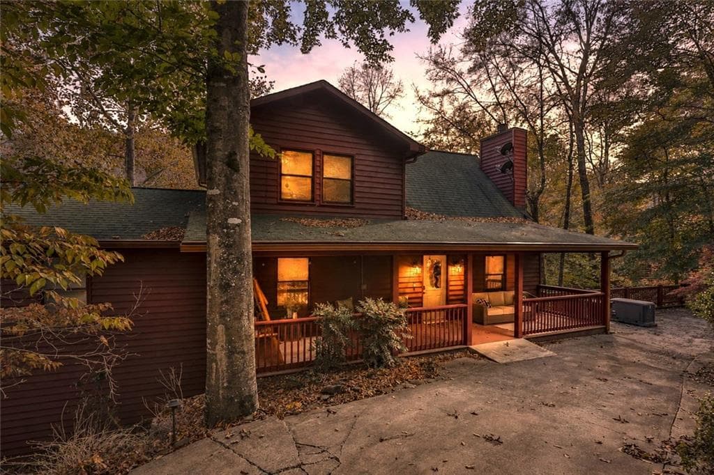 3 bedroom, 3 bathroom, 2,598 sq ft single family residence for sale at 178 Novena Court, Ellijay, GA 30540 — photo 4
