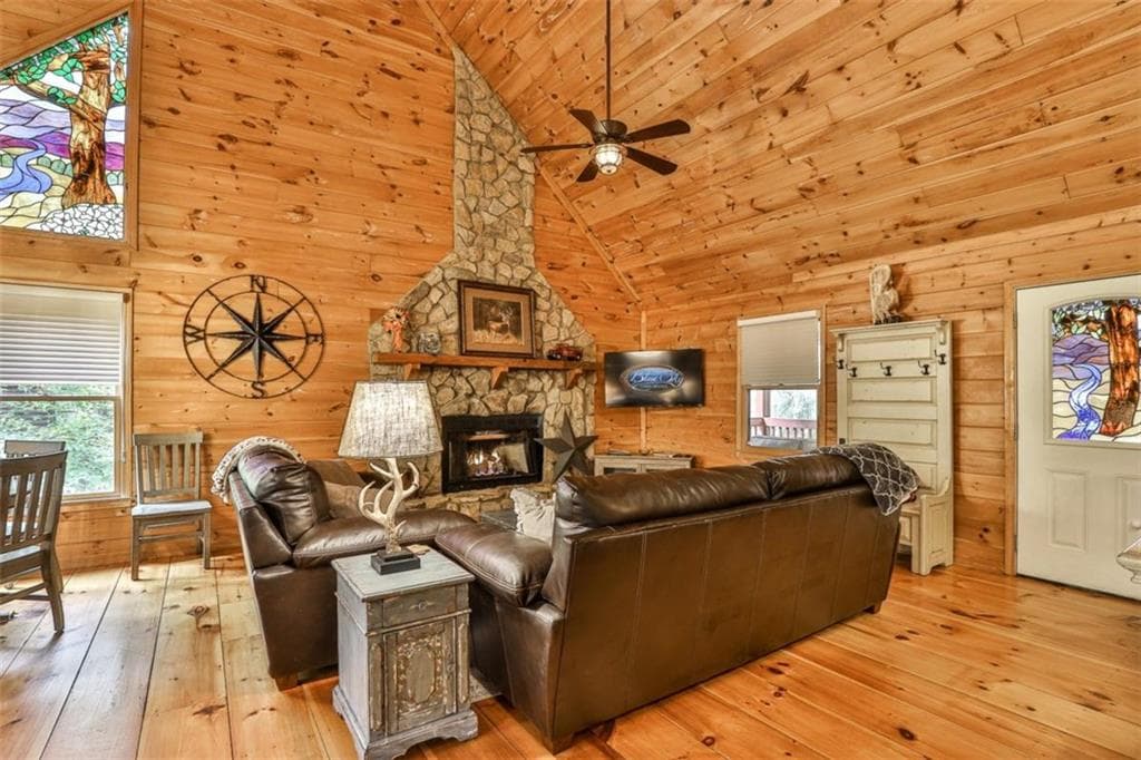 3 bedroom, 3 bathroom, 2,598 sq ft single family residence for sale at 178 Novena Court, Ellijay, GA 30540 — photo 10