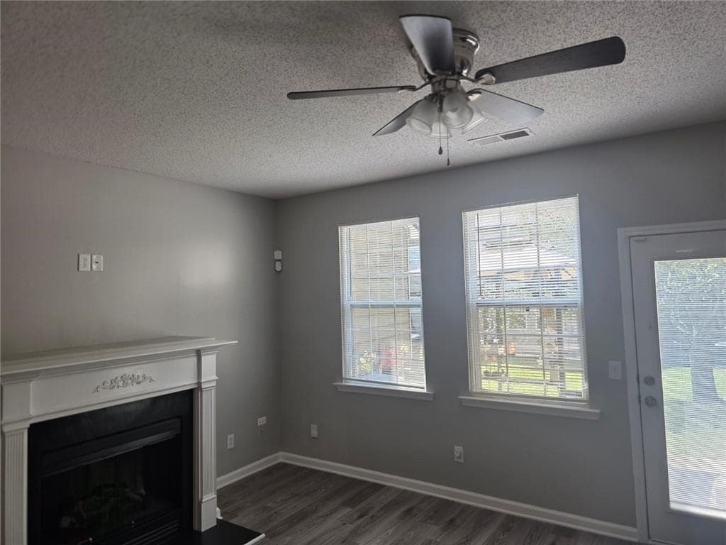 3 bedroom, 3 bathroom, 1,370 sq ft townhouse for rent at 1722 Bayrose Circle 22B, East Point, GA 30344 for $1,850 a month — photo 7