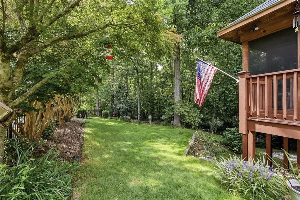 4 bedroom, 3 bathroom, 2,662 sq ft single family residence for sale at 3056 Clear Cove Way, Gainesville, GA 30506 — photo 4