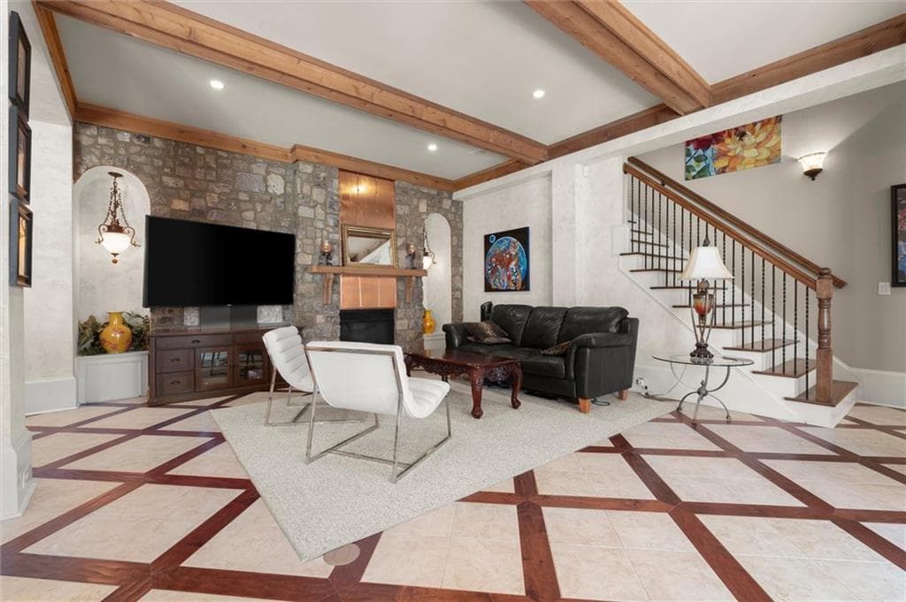 4 bedroom, 3 bathroom, 2,640 sq ft single family residence for sale at 313 Gray Shingle Lane, Woodstock, GA 30189 — photo 6