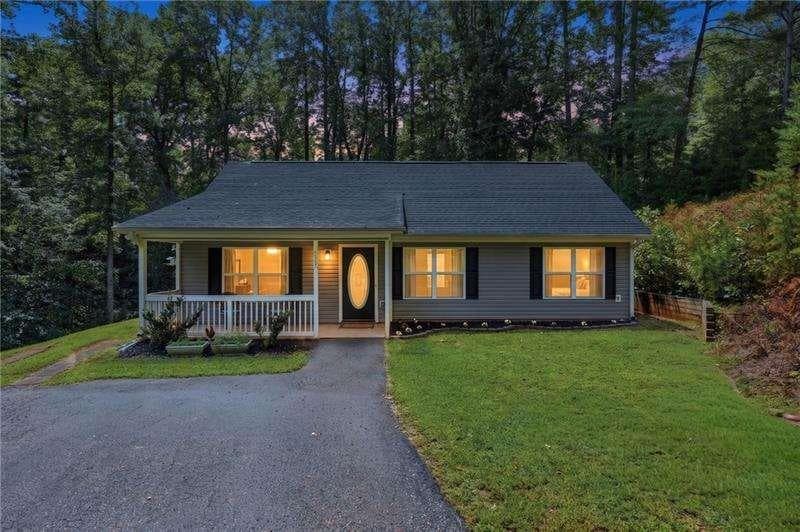 3 bedroom, 2 bathroom, 1,132 sq ft single family residence for sale at 5387 Auraria Road, Dawsonville, GA 30534 — photo 2