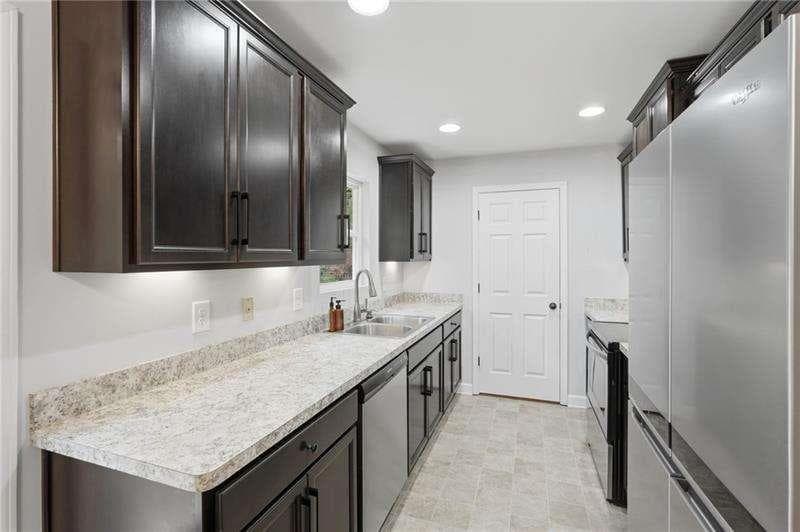 3 bedroom, 2 bathroom, 1,132 sq ft single family residence for sale at 5387 Auraria Road, Dawsonville, GA 30534 — photo 9