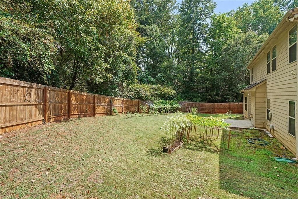 4 bedroom, 3 bathroom, 2,886 sq ft single family residence for sale at 19 Gloster Park Court, Lawrenceville, GA 30044 — photo 5