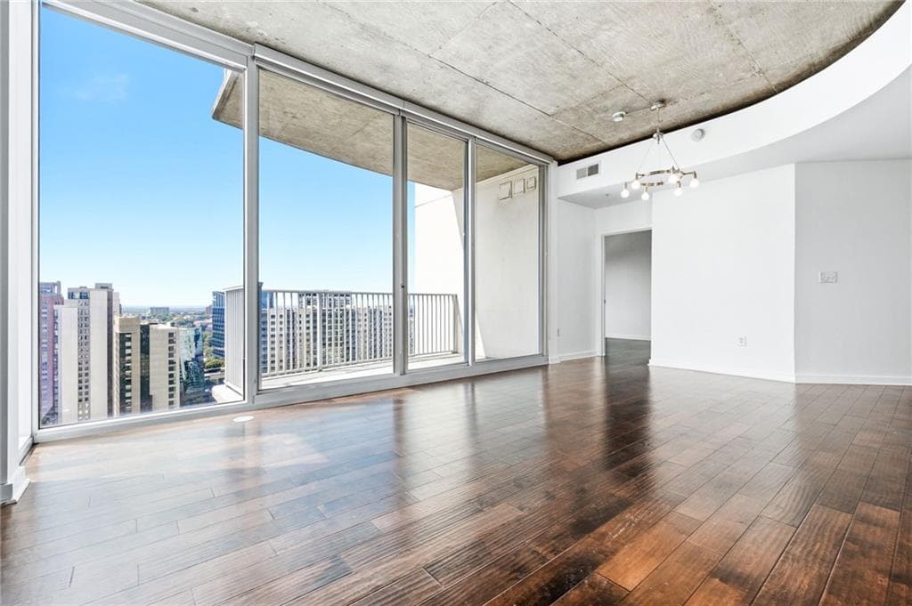 2 bedroom, 2 bathroom, 1,193 sq ft condominium for sale at 860 Peachtree Street 1918, Atlanta, GA 30308 — photo 5