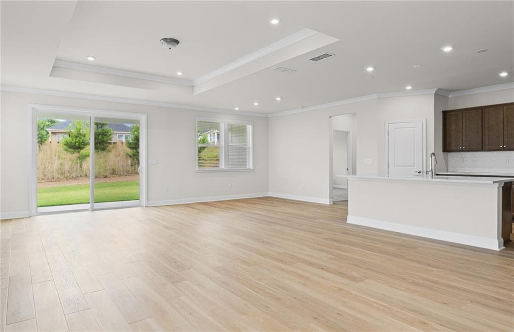 3 bedroom, 3 bathroom, 2,124 sq ft single family residence for sale at 134 Kenney Way, Locust Grove, GA 30248 — photo 9