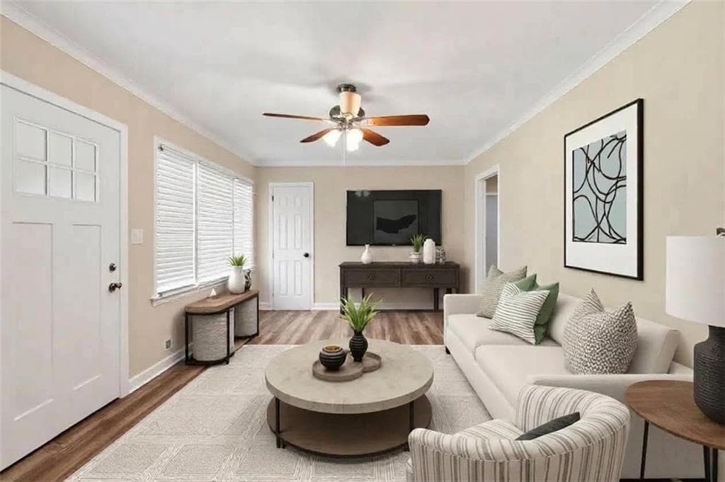 3 bedroom, 1 bathroom, 1,143 sq ft single family residence for sale at 1972 S Columbia Place, Decatur, GA 30032 — photo 2