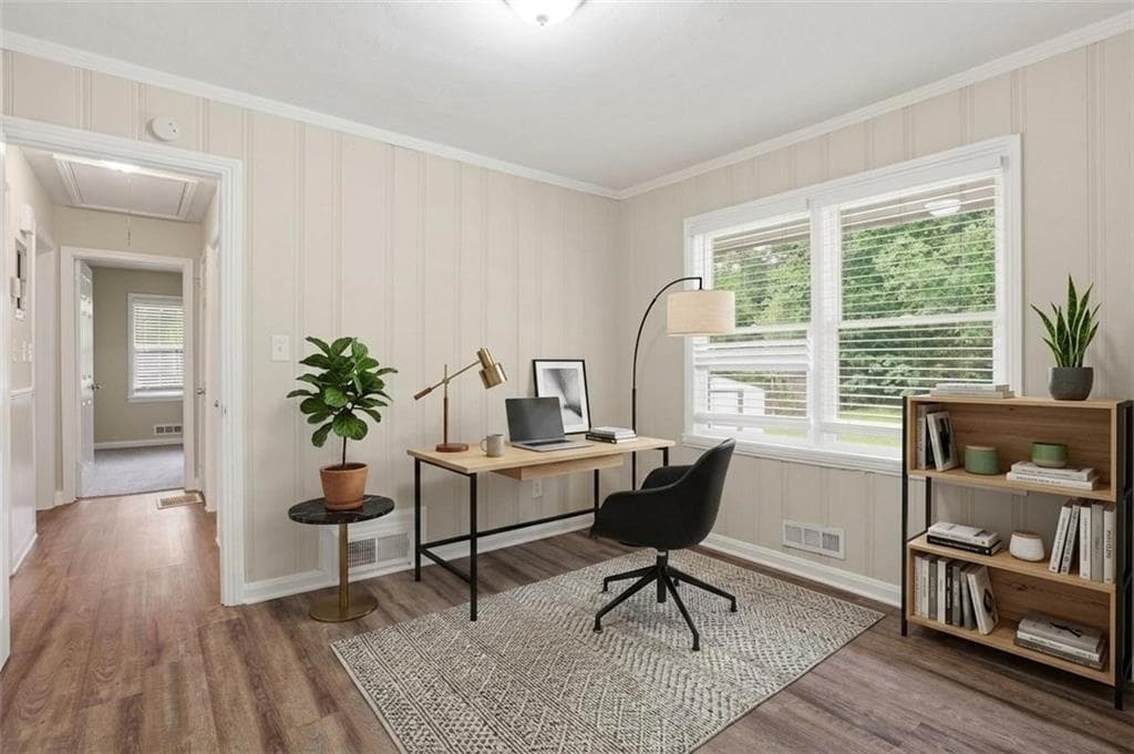 3 bedroom, 1 bathroom, 1,143 sq ft single family residence for sale at 1972 S Columbia Place, Decatur, GA 30032 — photo 4
