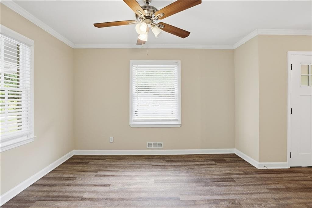 3 bedroom, 1 bathroom, 1,143 sq ft single family residence for sale at 1972 S Columbia Place, Decatur, GA 30032 — photo 9