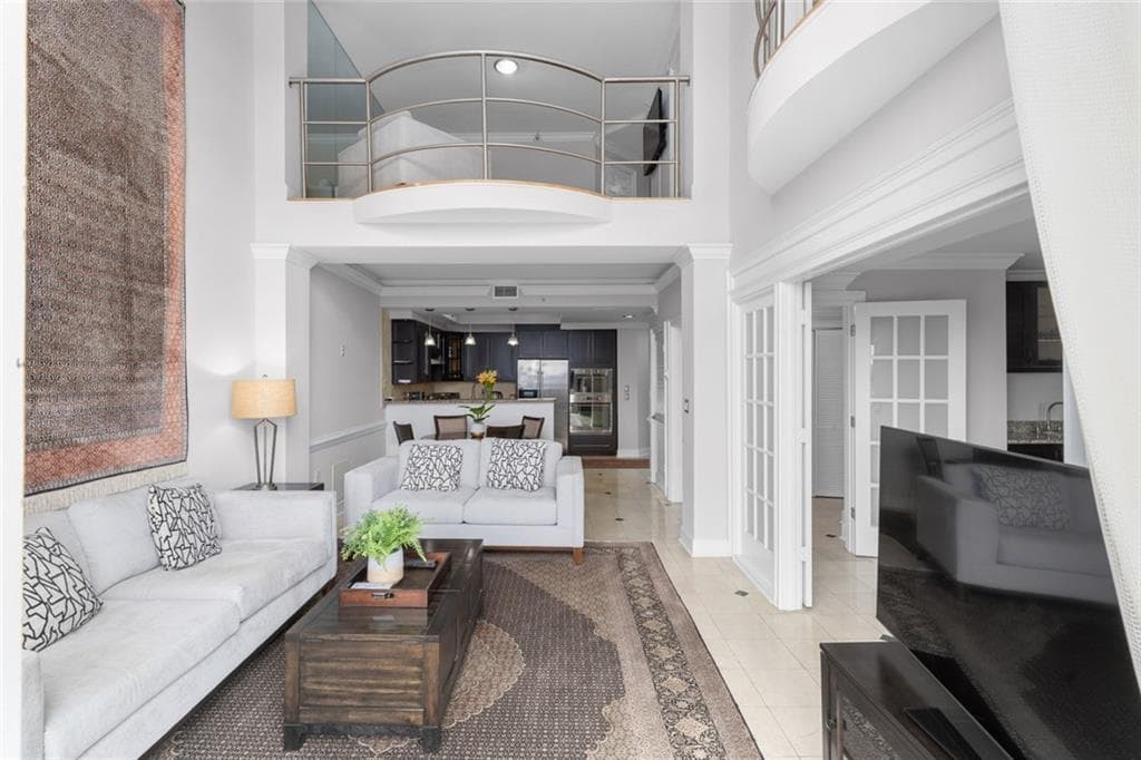 2 bedroom, 2 bathroom, 1,924 sq ft condominium for sale at 795 Hammond Drive 2408, Sandy Springs, GA 30328 — photo 2