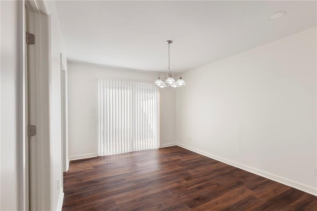 2 bedroom, 3 bathroom, 1,392 sq ft townhouse for rent at 330 Winding River Drive H, Sandy Springs, GA 30350 for $1,895 a month — photo 5