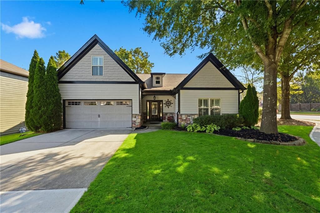 4 bedroom, 3 bathroom, 2,596 sq ft single family residence for sale at 5804 Ansley Terrace, Braselton, GA 30517