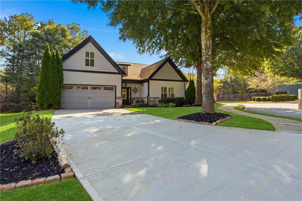 4 bedroom, 3 bathroom, 2,596 sq ft single family residence for sale at 5804 Ansley Terrace, Braselton, GA 30517 — photo 2