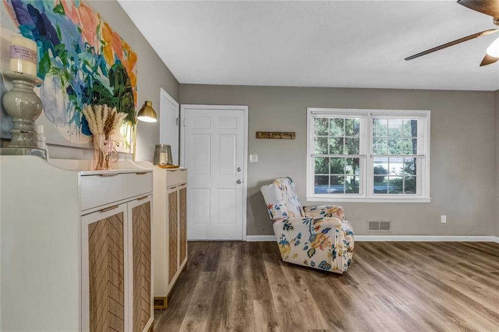 3 bedroom, 2 bathroom, 1,061 sq ft single family residence for sale at 135 Highland Drive, Stockbridge, GA 30281 — photo 4