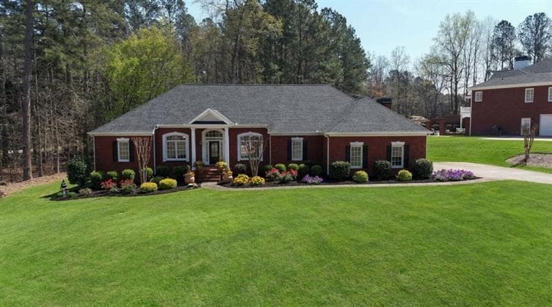 4 bedroom, 4 bathroom, 3,374 sq ft single family residence for sale at 3260 Rays Creek Drive, Acworth, GA 30101 — photo 2