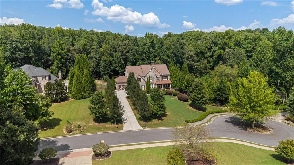 6 bedroom, 5 bathroom, 5,667 sq ft single family residence for sale at 360 Dewpoint Lane, Johns Creek, GA 30022 — photo 4