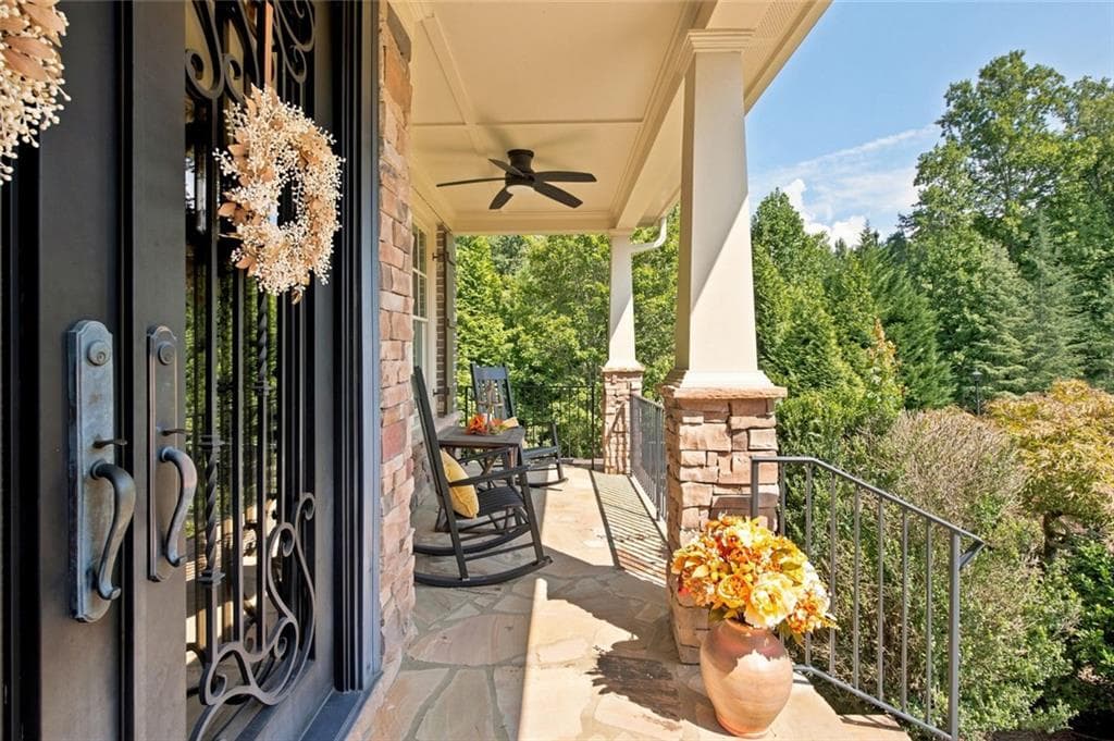 6 bedroom, 5 bathroom, 5,667 sq ft single family residence for sale at 360 Dewpoint Lane, Johns Creek, GA 30022 — photo 6