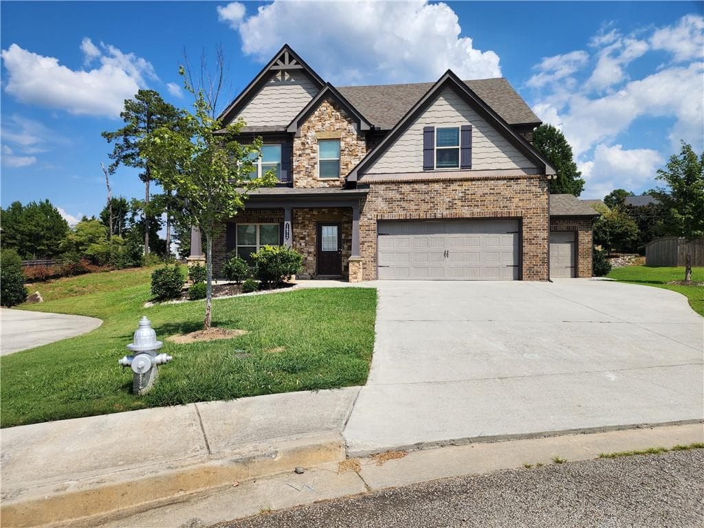 6 bedroom, 3 bathroom, 3,045 sq ft single family residence for rent at 1672 Lapland Drive, Lawrenceville, GA 30045 for $4,399 a month