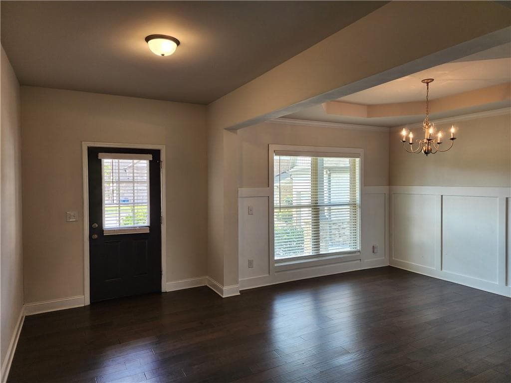 6 bedroom, 3 bathroom, 3,045 sq ft single family residence for rent at 1672 Lapland Drive, Lawrenceville, GA 30045 for $4,399 a month — photo 3