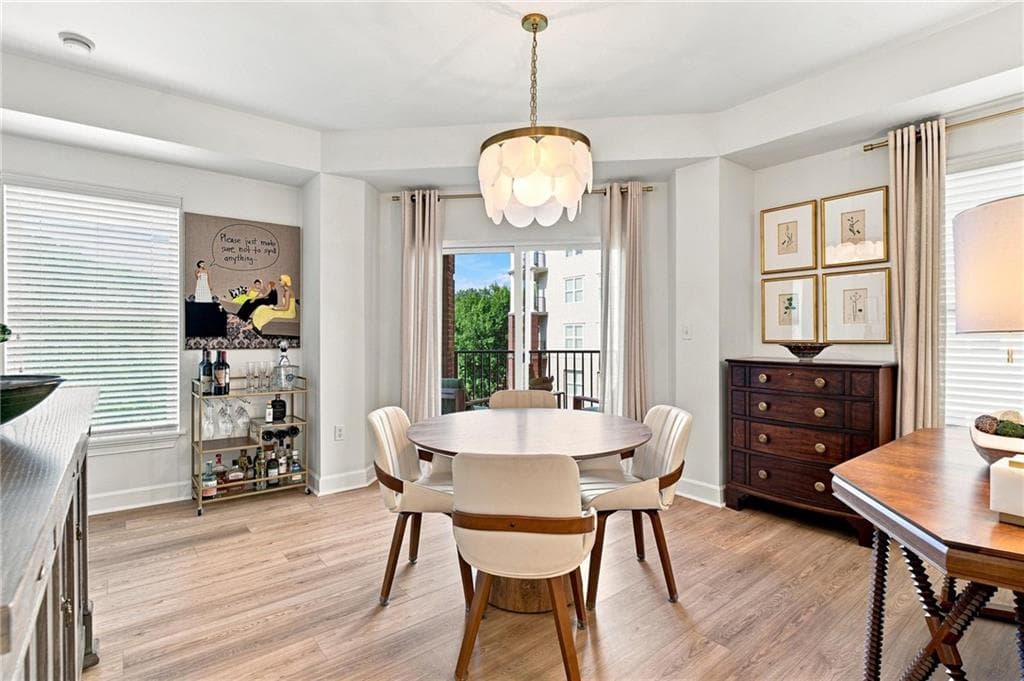 2 bedroom, 2 bathroom, 1,267 sq ft condominium for sale at 200 River Vista Drive 424, Atlanta, GA 30339 — photo 7