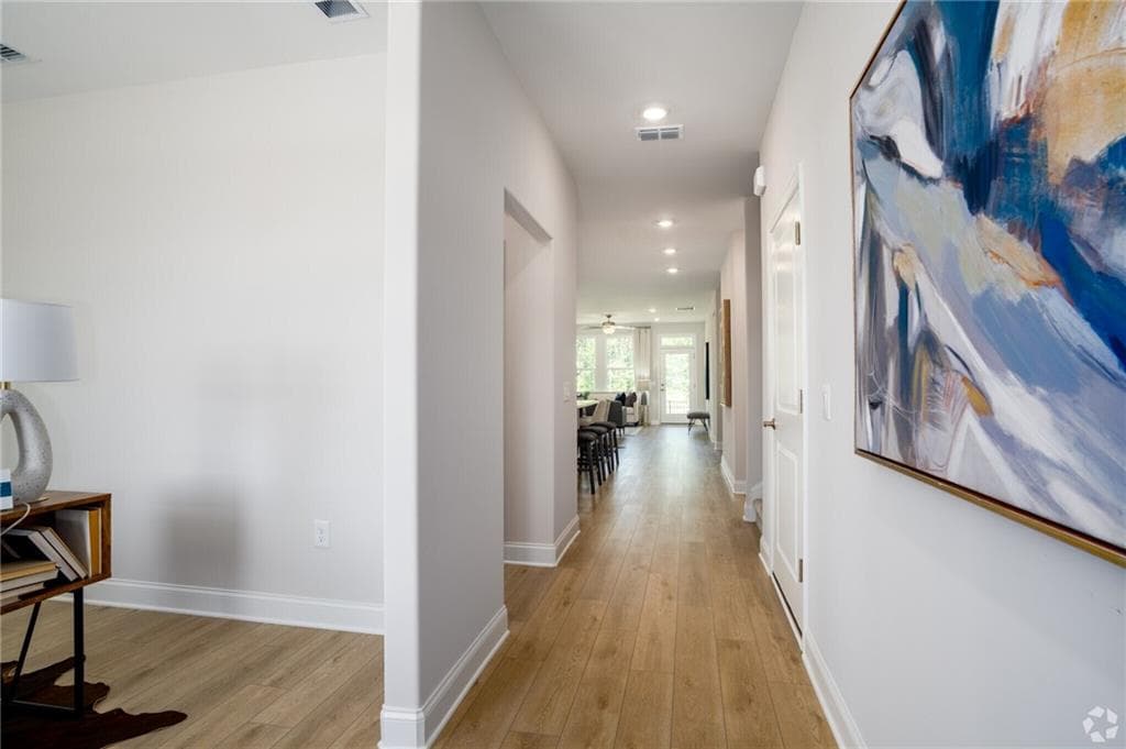 2 bedroom, 3 bathroom, 1,732 sq ft townhouse for sale at 117 Harmony Circle, Cartersville, GA 30120 — photo 3
