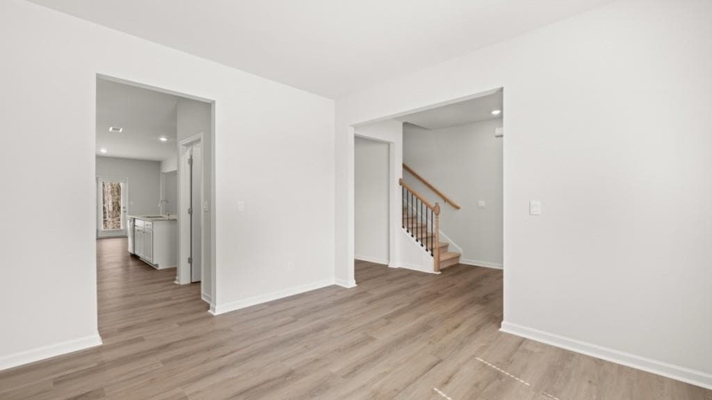 5 bedroom, 3 bathroom, 3,209 sq ft single family residence for sale at 6071 Airedale Drive, Union City, GA 30291 — photo 6