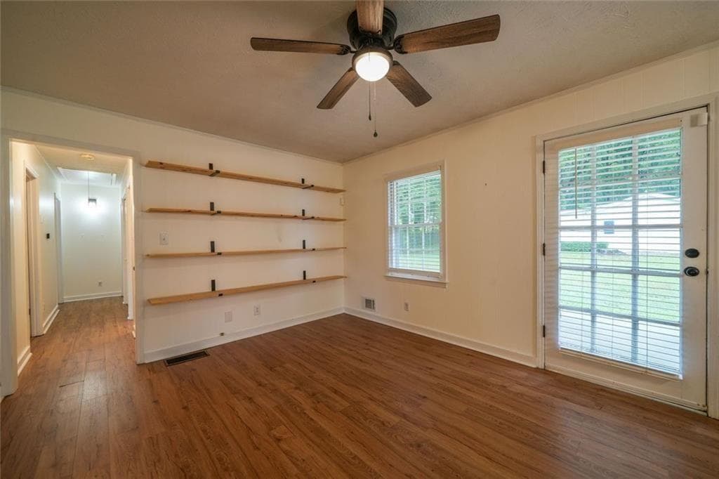 3 bedroom, 2 bathroom, 1,835 sq ft single family residence for rent at 2168 Cannon Hill Road, Lilburn, GA 30047 for $2,000 a month — photo 3