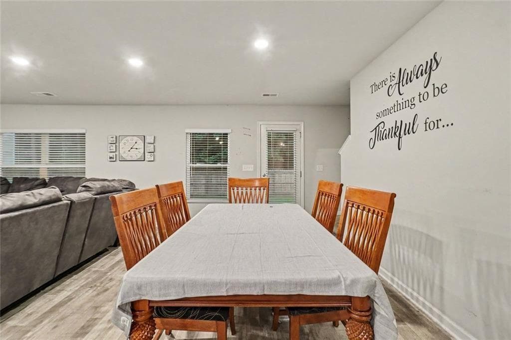 4 bedroom, 3 bathroom, 1,960 sq ft single family residence for sale at 186 Brasch Park Drive, Grantville, GA 30220 — photo 7