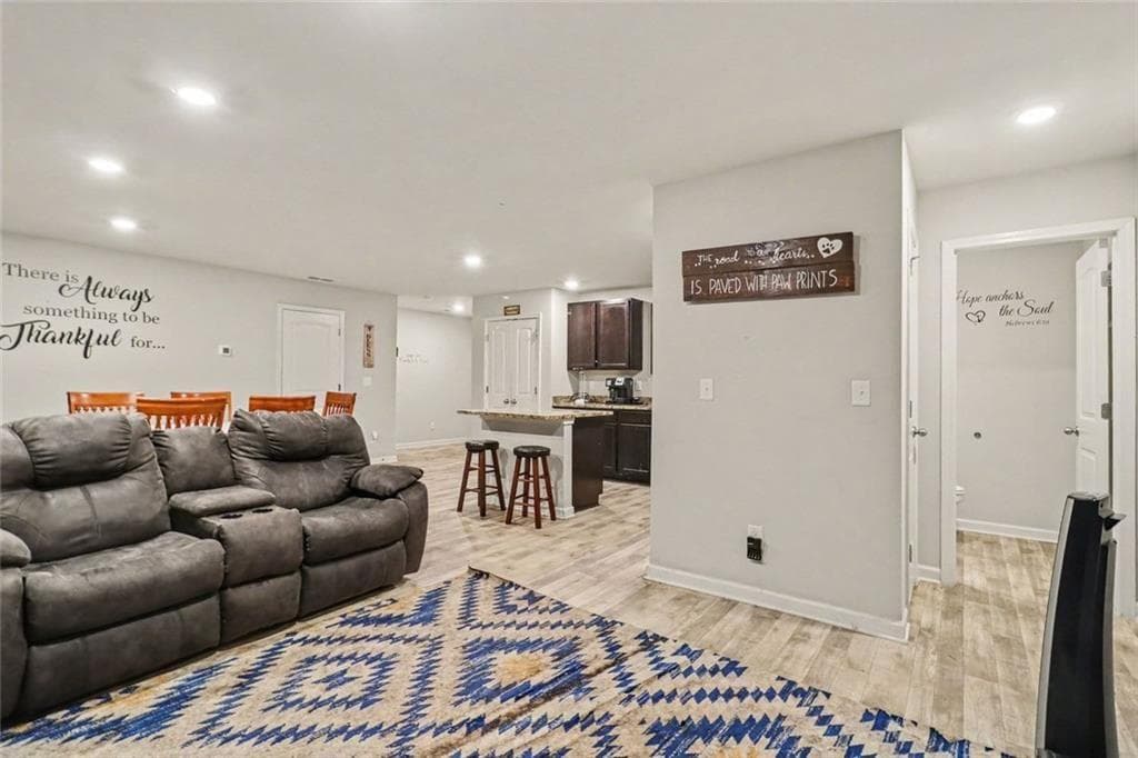 4 bedroom, 3 bathroom, 1,960 sq ft single family residence for sale at 186 Brasch Park Drive, Grantville, GA 30220 — photo 9