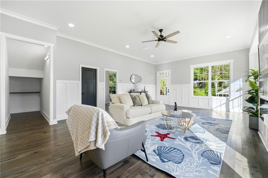 6 bedroom, 5 bathroom, 4,045 sq ft single family residence under contract at 358 Saint Johns Avenue, Atlanta, GA 30315 — photo 6
