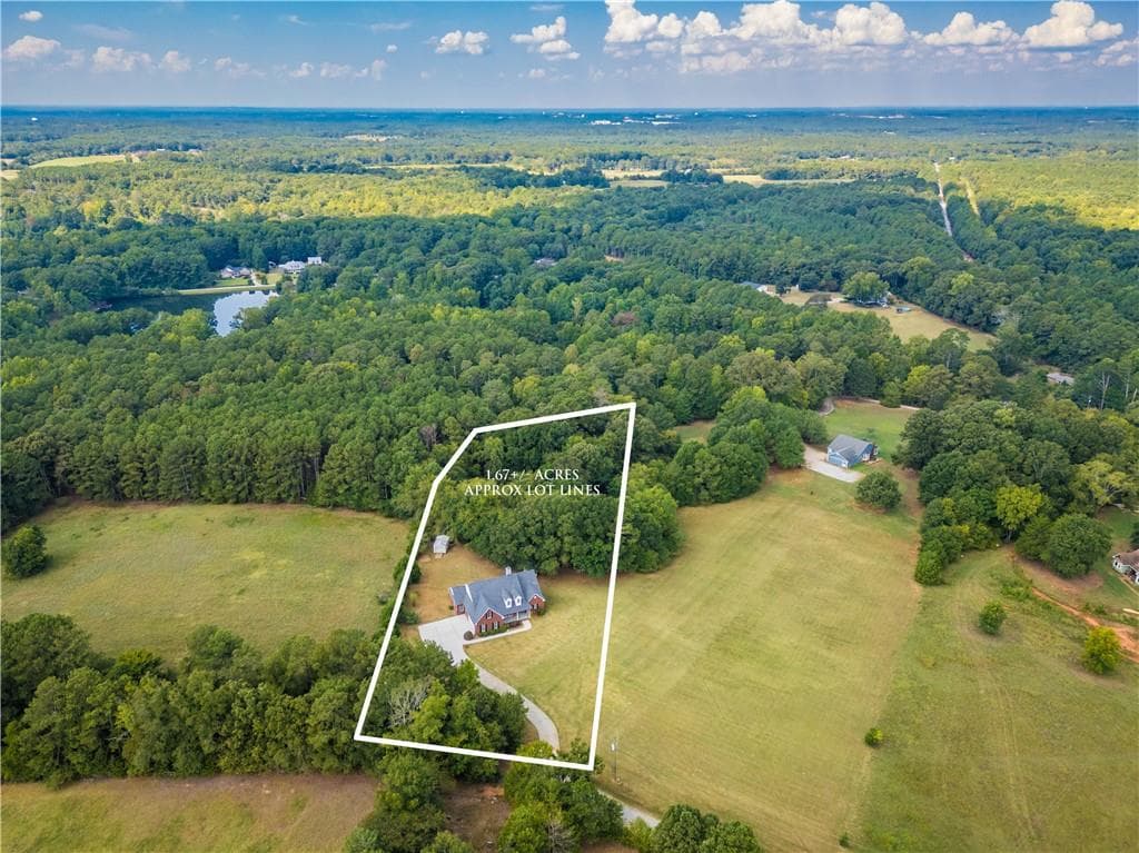3 bedroom, 3 bathroom, 2,468 sq ft single family residence for sale at 903 Little River Road, Social Circle, GA 30025 — photo 2