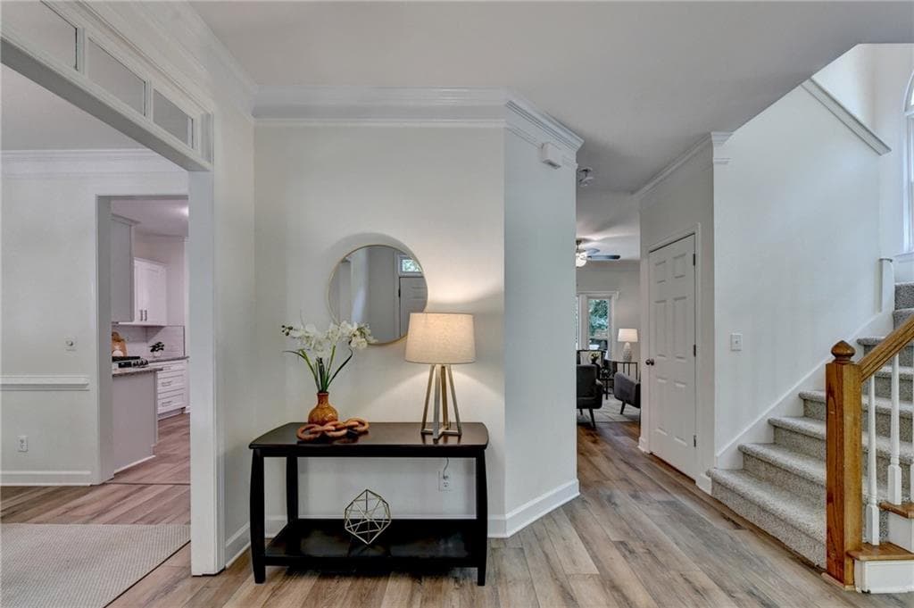 4 bedroom, 4 bathroom, 2,500 sq ft single family residence for sale at 150 Ashewoode Downs Lane, Johns Creek, GA 30005 — photo 2