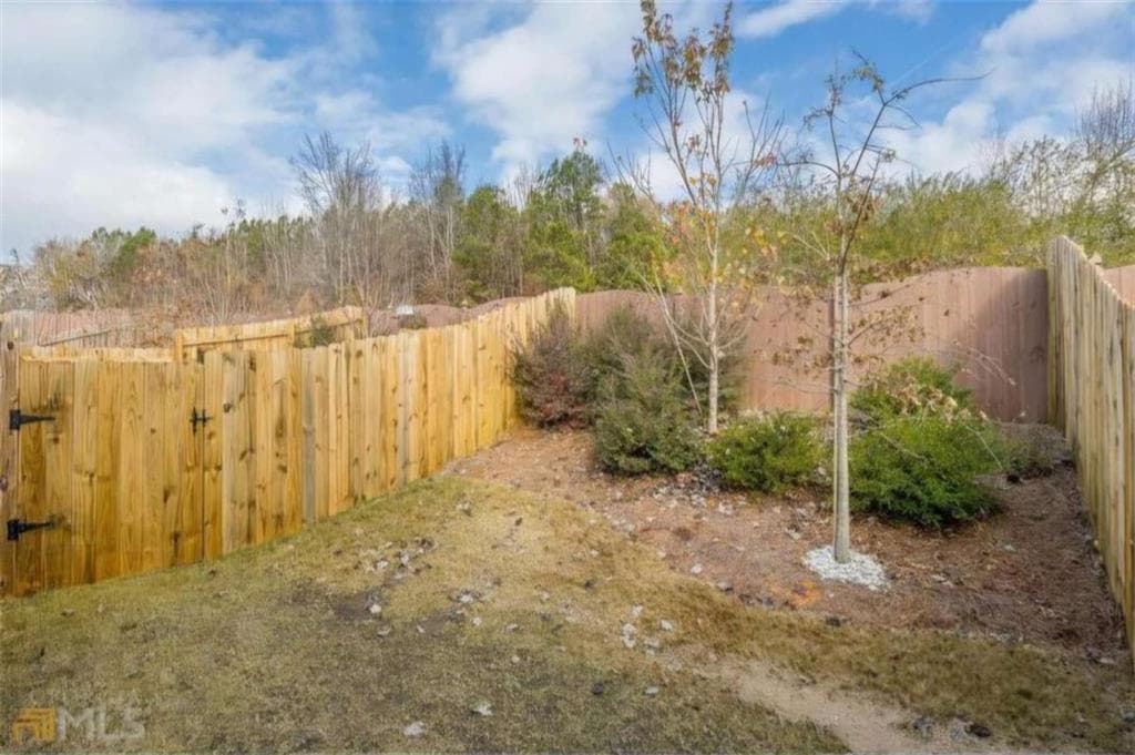 3 bedroom, 3 bathroom, 1,422 sq ft townhouse for sale at 5312 Barberry Avenue, Oakwood, GA 30566 — photo 9