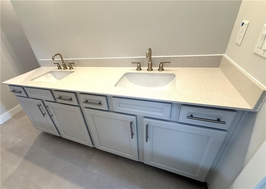 2 bedroom, 2 bathroom, 1,711 sq ft single family residence under contract at 2436 Naples Street, Hoschton, GA 30548 — photo 9