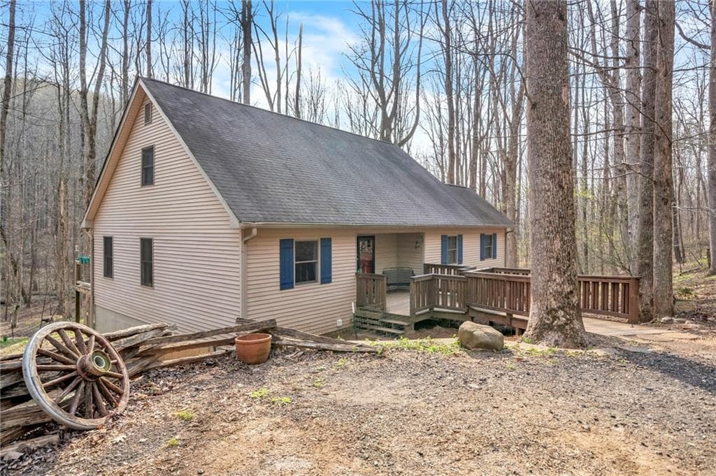 4 bedroom, 4 bathroom, 2,574 sq ft single family residence for sale at 1250 Sutton Road, Talking Rock, GA 30175 — photo 1 of 61